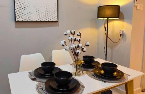 Kuantan Apartamento | LV8 MesraHomez Poolview 1-3 pax