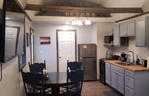 Fredonia Cabina | LVBar Ranch - Cabin #2