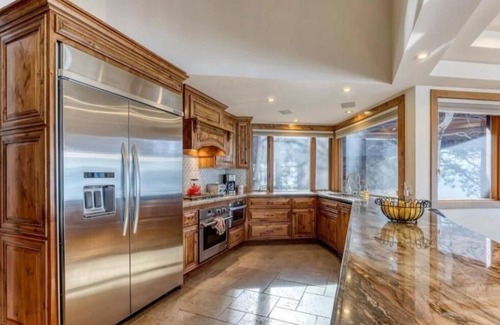 Lakeridge Casa | Lx14 Tahoe lakefront estate with amazing view