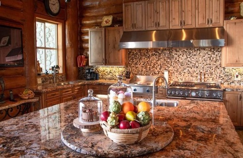 Port Orford Casa | Lx28: Gold Beach Oceanfront Estate