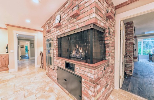 Del Monte Forest Casa | Lx47: Pebble Garden Retreat Home With Modern Kitchen