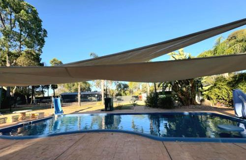 Altona Casa | Lyndoch Retreat, 2BR with Pool, BBQ & Fire Pit
