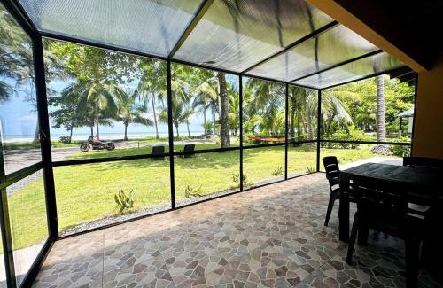 Bejuco Casa | Lynn de Mar Azul, Beachfront