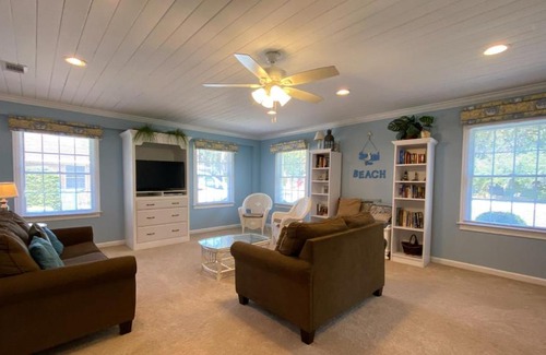 Jekyll Island Casa | LYONS DEN - 3 Bedroom Home home