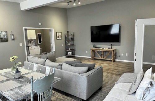 Kedron Casa | Estudio Creekside en GratiDude Lodge