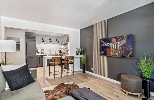 Music Row Cabaña | Lyric Loft - Music Row - 4 Mins to Broadway