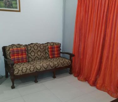 Parow North Casa | Lyronne Guest house, Shuttle and Tours