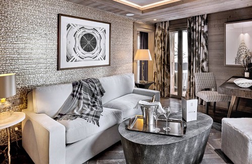 Courchevel Hotel | LYS MARTAGON