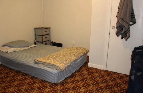 Trail Casa | Lyxury Spacious, center of town, rooms in big house both private and shared