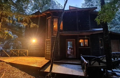 Futrono Casa | Mágica Casa Enclavada en el Corazón del Bosque