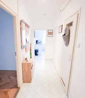 Dunaujvaros Apartamento | Május 1 apartman