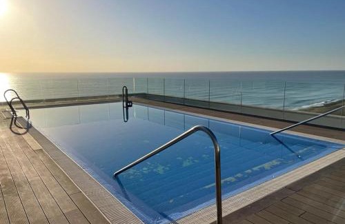 Carretera de Cadiz Apartamento | Málaga paraíso frente al mar
