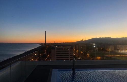 Carretera de Cadiz Apartamento | Málaga paraíso frente al mar