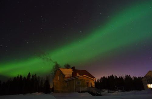 Ylitornio Casa | Mäki-mummola