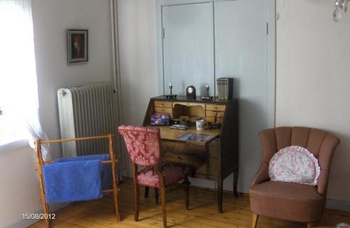 Gnesta Cama Y Desayuno | Mälby Säteri B&B