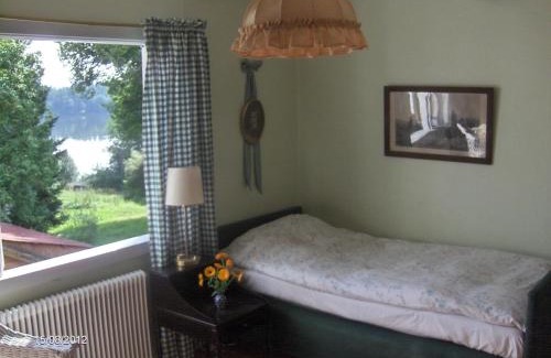 Gnesta Cama Y Desayuno | Mälby Säteri B&B