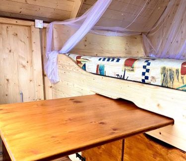 Wuthenow Casa | Märchenhütte- Campen am Wald und See