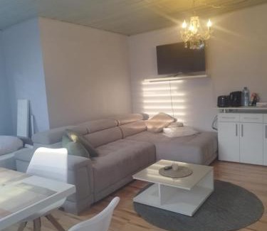 Alt-Rentfort Apartamento | Möb Apartment in Gladbeck