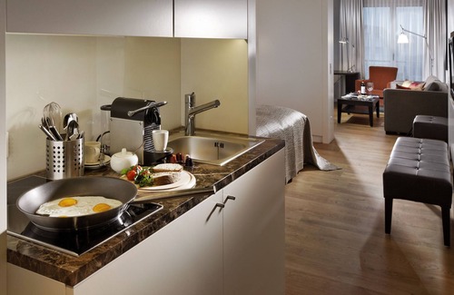 Leinfelden-Echterdingen Casa | Möbliertes 1-zimmer-apartment mit EBK im Parkhotel Stuttgart
