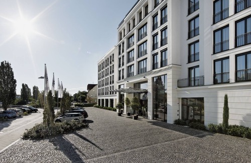 Leinfelden-Echterdingen Casa | Möbliertes 1-zimmer-apartment mit EBK im Parkhotel Stuttgart