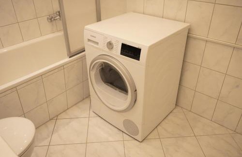 Buchholz Apartamento | Möblierte 3-Zimmer-Wohnung nahe Düsseldorf in Duisburg-Süd