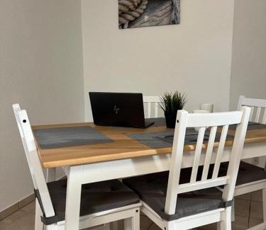 Ottersberg Apartamento | Möblierte Wohnung mit ruhiger Terrasse in bester Lage für Feriengäste und beruflich Reisende AW12A-I