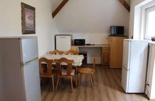 Crawinkel Apartamento | Möblierte Zimmer mit Gemeinschaftsküchen und Wohnungen in Thüringen Wald