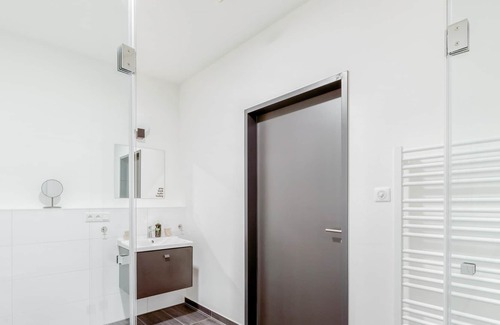Gladbach Apartamento | Mönchengladbach Fliethstr | Suite L