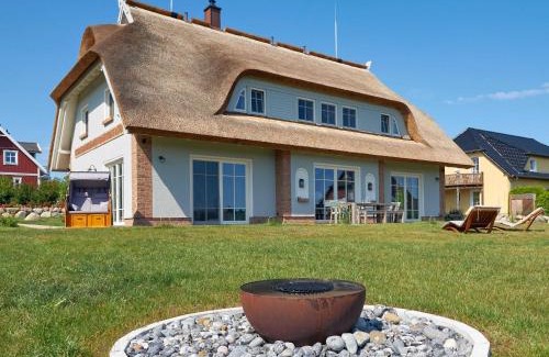 Middelhagen Casa | Mönchguter Reethus mit Wasserblick, Kamin, Sauna