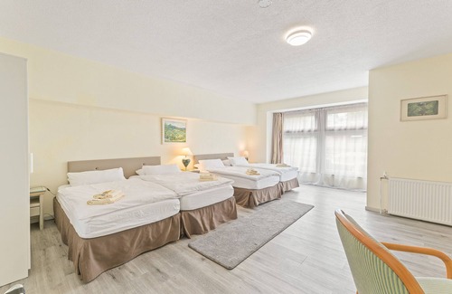 Neuhausen auf den Fildern Hotel | Mörikestraße 56