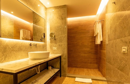 Durres Hotel | Mövenpick Hotel Lalez Durres