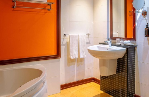 Nairobi Hotel | Mövenpick Hotel & Residences Nairobi