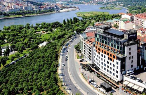 Sakarya Province Hotel | Mövenpick Istanbul Hotel Golden Horn