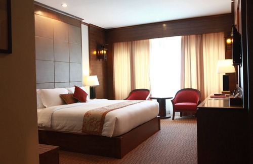 Chang Khlan Hotel | Mövenpick Suriwongse Hotel Chiang Mai