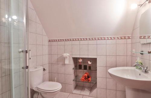 Pepelow Apartamento | Möwennest im FH Zum Reetdachhaus am Haff