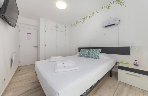 Lagos Apartamento | M - Bedroom 1 at Martin & Tomas Guesthouse