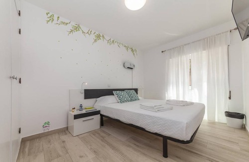 Lagos Apartamento | M - Bedroom 1 at Martin & Tomas Guesthouse