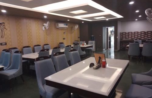 Greater Noida Apartamento | M K HOTEL AND RESTAURANT