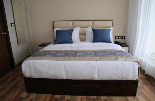 Greater Noida Apartamento | M K HOTEL AND RESTAURANT