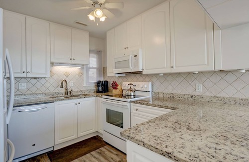 Surf City Casa | M&M Beach Oasis - Frente al mar! De gama alta Ranch -2nd casa # 4993888