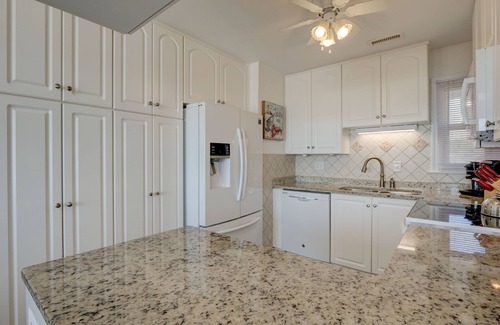 Surf City Casa | M&M Beach Oasis - Frente al mar! De gama alta Ranch -2nd casa # 4993888