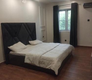 Ogombo Casa | M&S Luxury Apartment