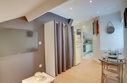 Saint-Fons Apartamento | M Select Sense, Quality Comfort Simplicity