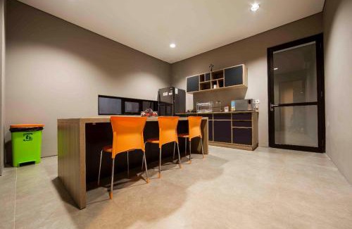 Binong Casa | M Suite