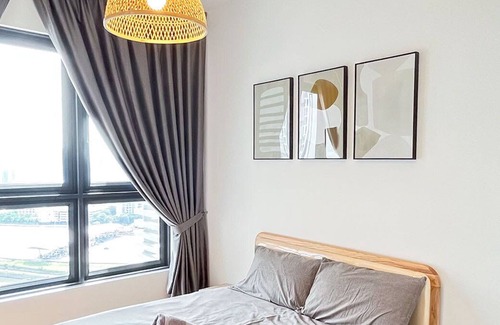 Taman Pertama Apartamento | M Vertica 3BR Apt Near Sunway Velocity, Parking
