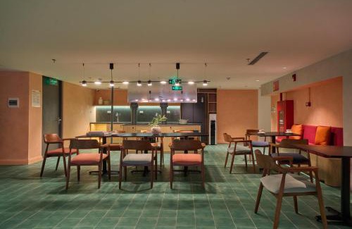 Hanoi Hotel | M Village Hotel Long Biên