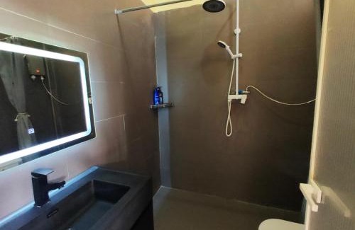 Com Hotel | M Y hotel