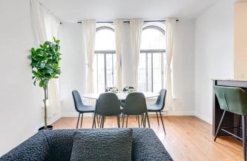 Milton Park Apartamento | M11 Gorgeous Bright Corner 2BR in Heart of MTL