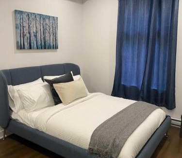 Mile End Apartamento | M11 Upscale Comfy Studio wAC in Perfect Location