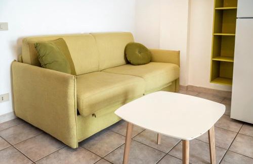 Marcelli Apartamento | M377 - Marcelli, bilocale con corte esterna e posto auto